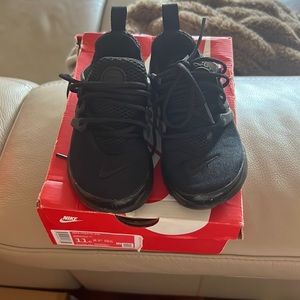 Nike presto black 11c